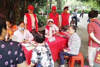 我院春节照常坐诊 提前祝您新春快乐 万事如意！